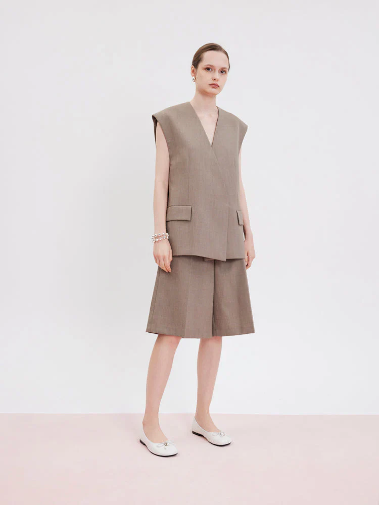 Atomic Heart & Pearl Charm Bow Flats - Image 4