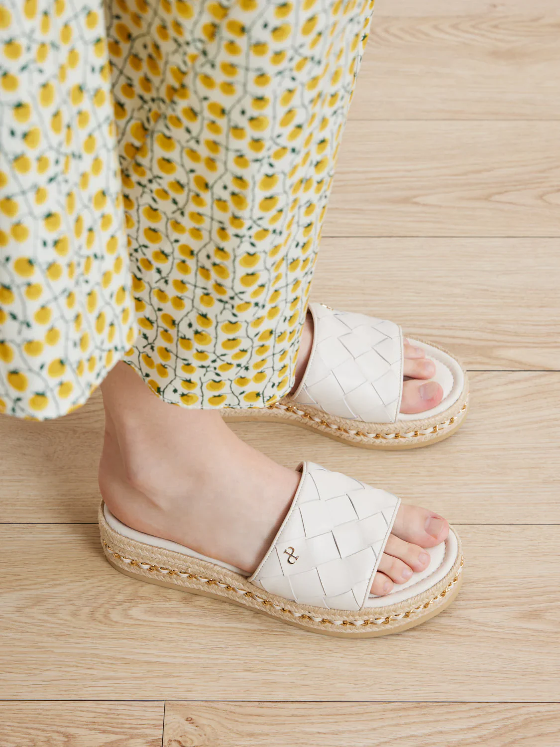 Clare Woven Slides - Image 9