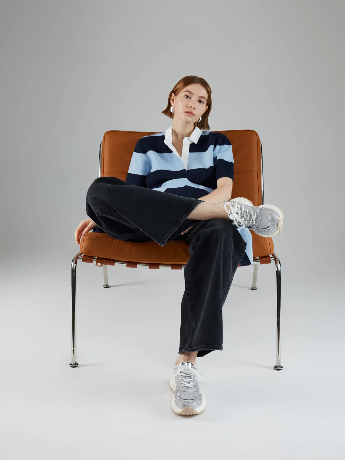 Marivelle Crystal Embellished Mesh Sneakers - Image 5