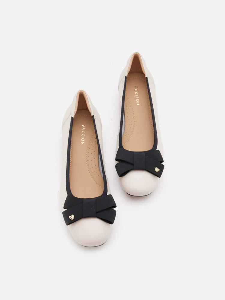 Aurea Two-Tone Bow Low Block Heels - Image 6