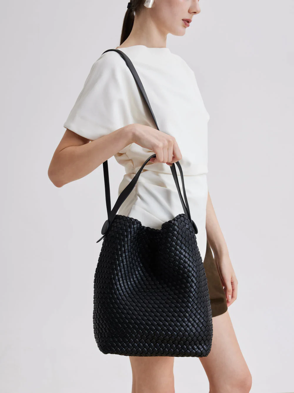 Cara Woven Bag - Image 6