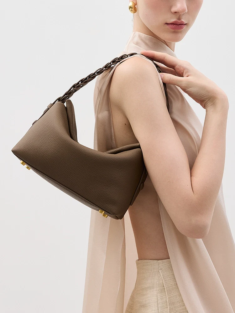 Thanee Slouchy Chained Leather Handbag - Image 10