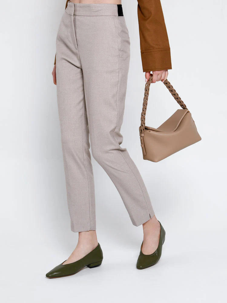 Thanee Slouchy Chained Leather Handbag - Image 5