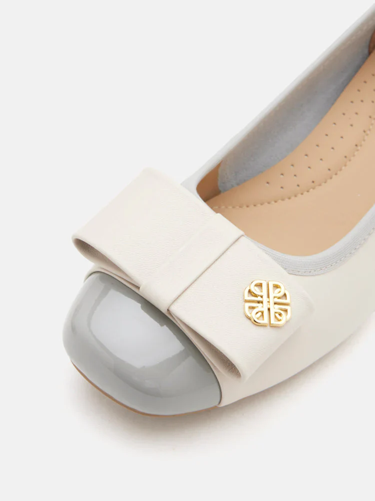 Leanna Leather Bow Low Block Heels - Image 10