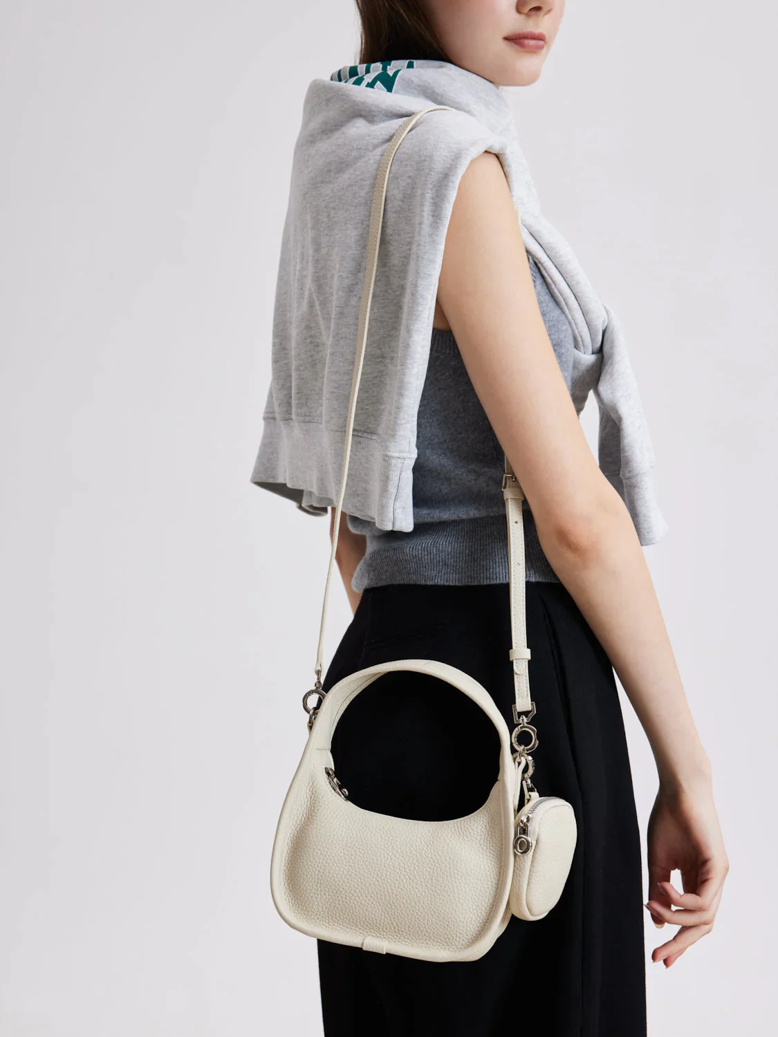 Cleo Shoulder Bag - Image 9